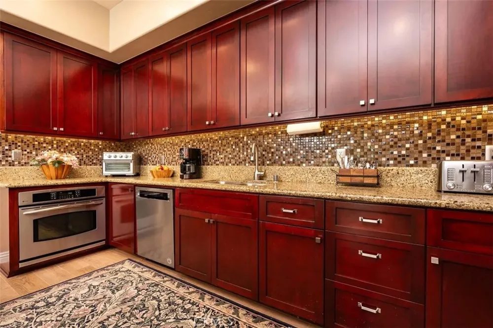 9430 W Lilac Escondido, CA 92026