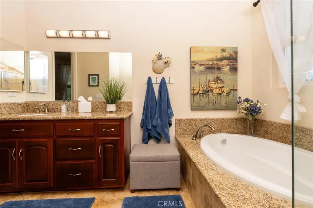 9430 W Lilac Escondido, CA 92026
