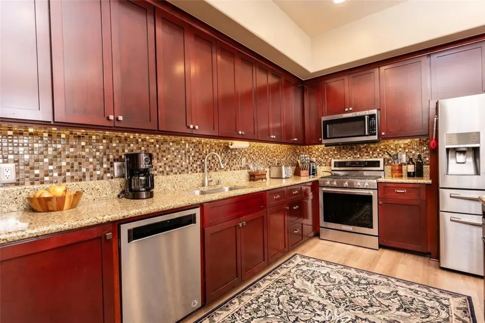 9430 W Lilac Escondido, CA 92026
