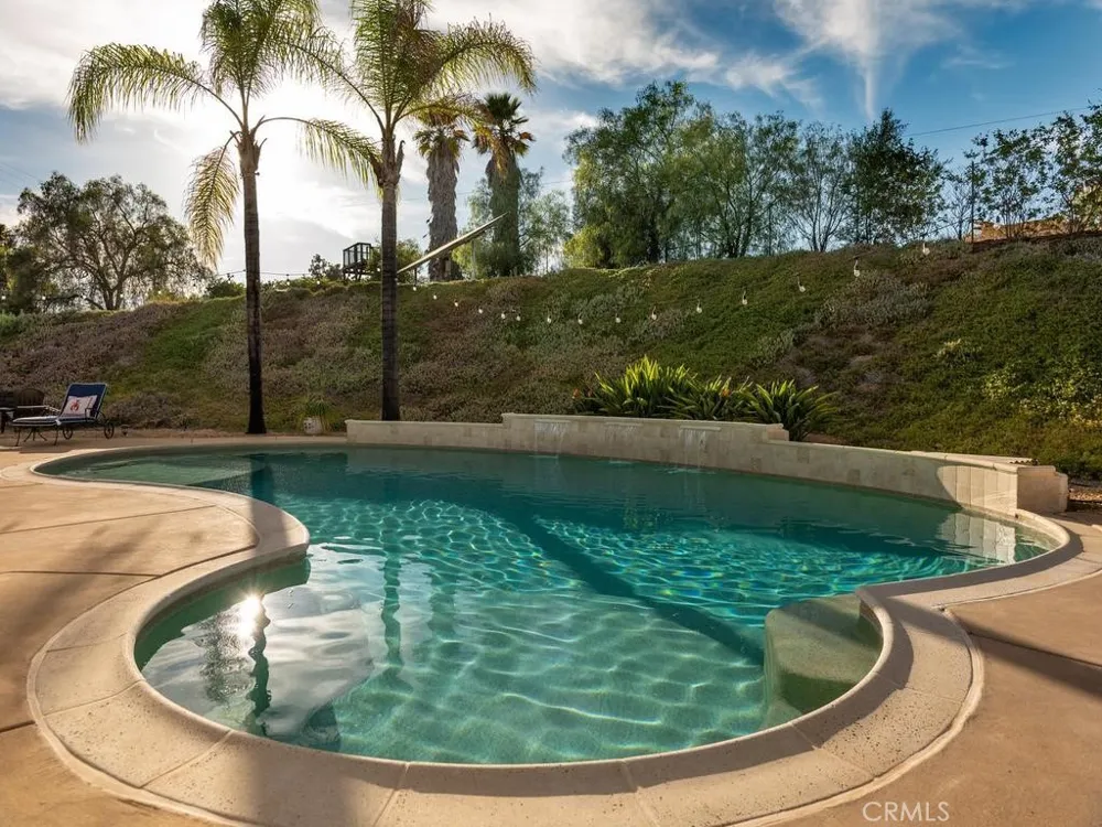 9430 W Lilac Escondido, CA 92026