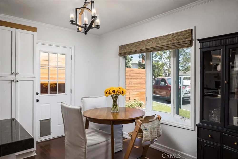 219 Pauline Costa Mesa, CA 92627