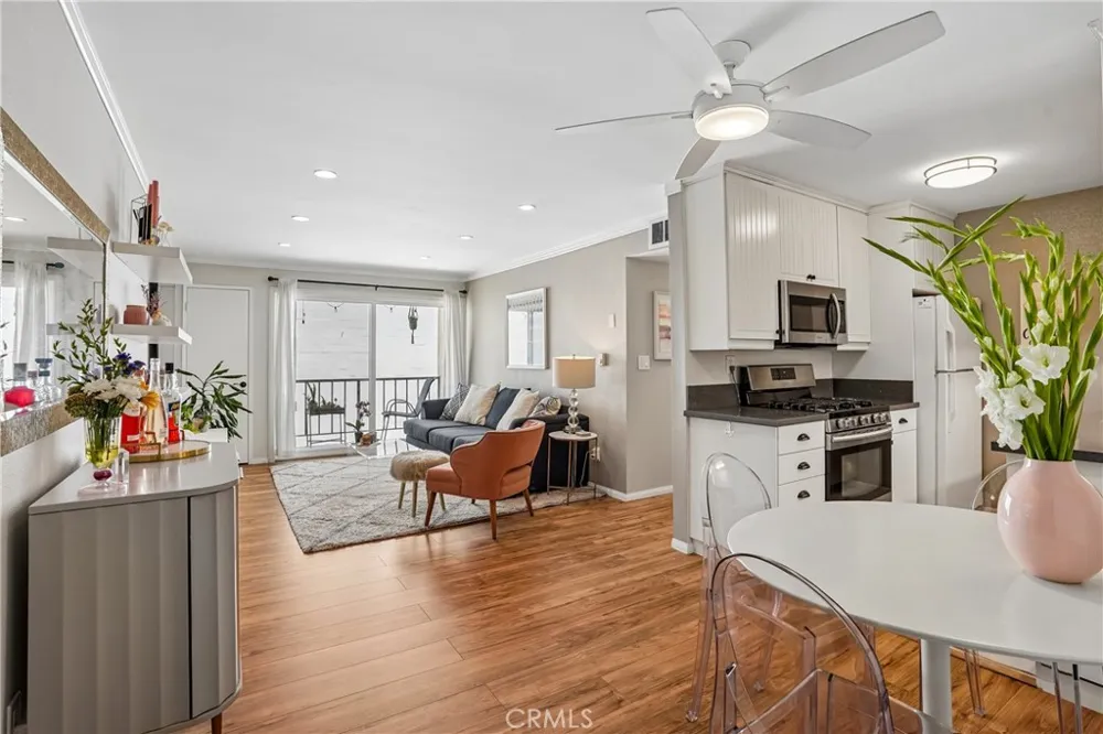 1600 Ardmore Avenue #319 Hermosa Beach, CA 90254