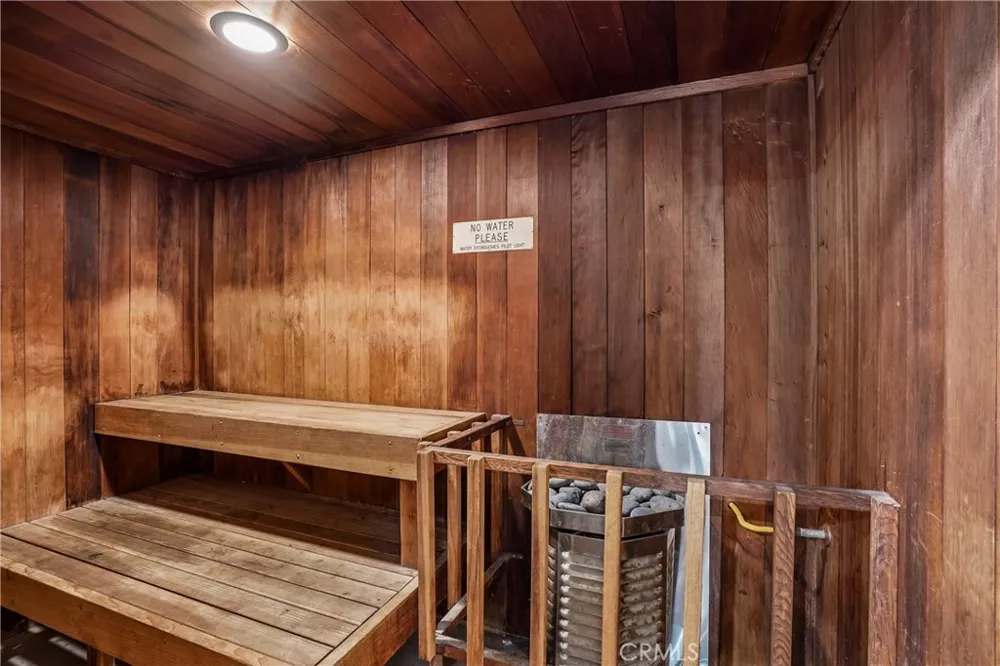 1600 Ardmore Avenue #319 Hermosa Beach, CA 90254