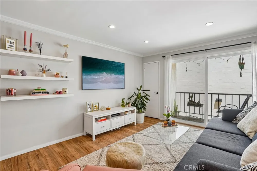 1600 Ardmore Avenue #319 Hermosa Beach, CA 90254