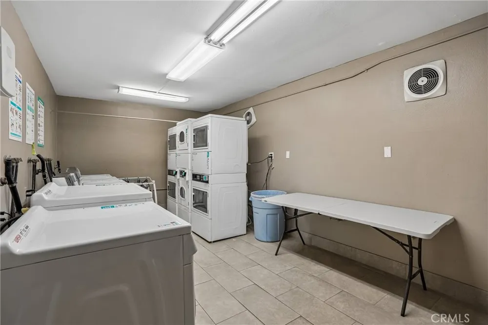 1600 Ardmore Avenue #319 Hermosa Beach, CA 90254