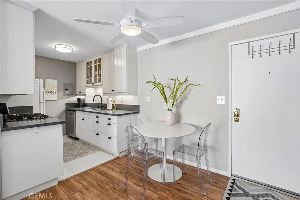 1600 Ardmore Avenue #319 Hermosa Beach, CA 90254