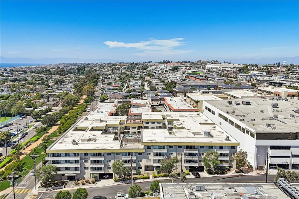 1600 Ardmore Avenue #319 Hermosa Beach, CA 90254