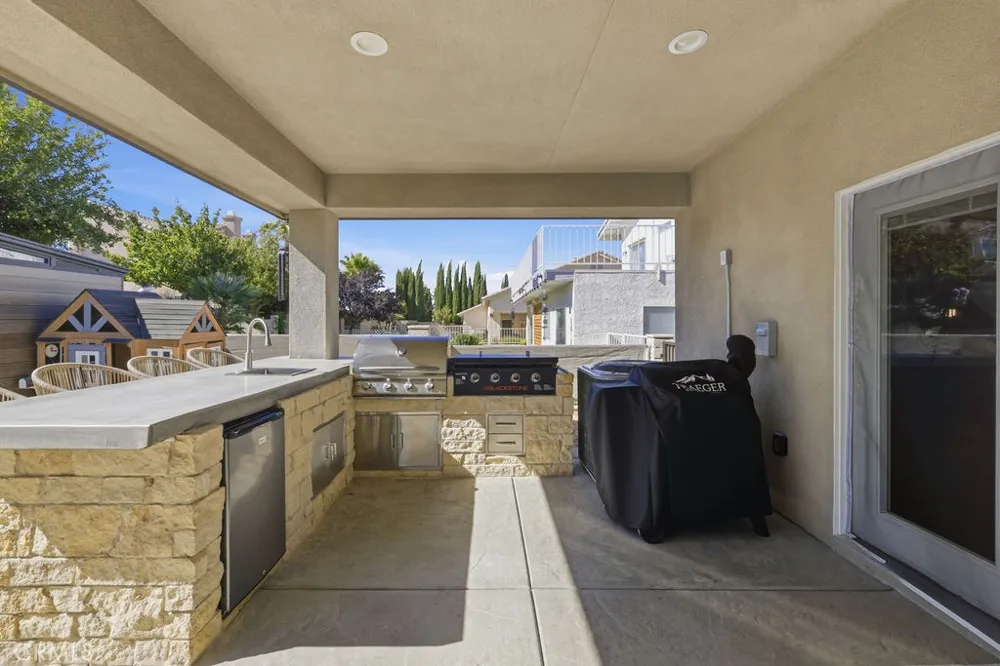 13280 Palos Grande Victorville, CA 92395