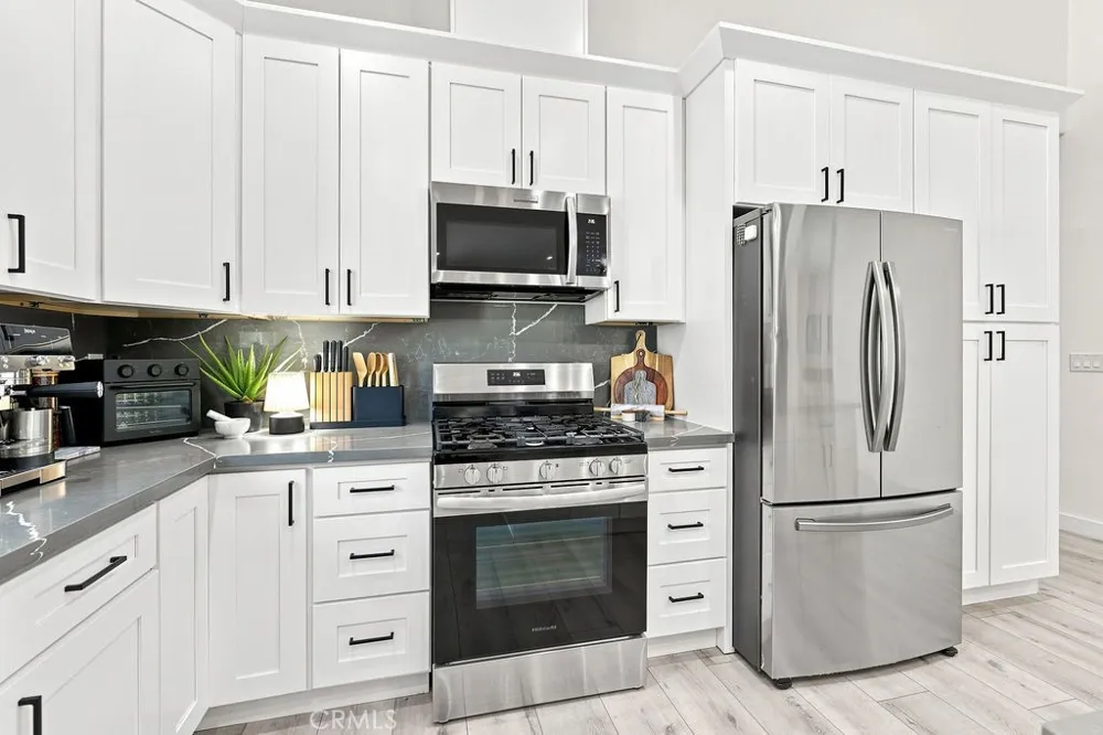 13280 Palos Grande Victorville, CA 92395