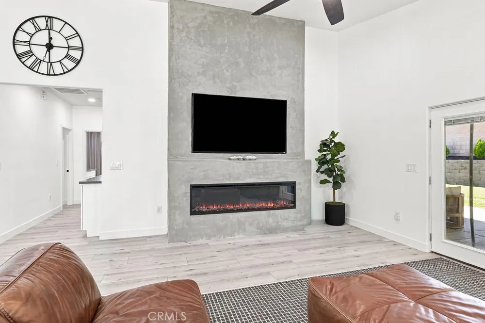 13280 Palos Grande Victorville, CA 92395