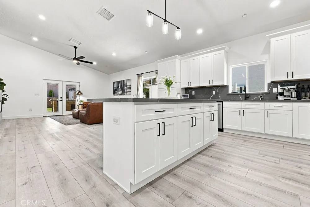 13280 Palos Grande Victorville, CA 92395