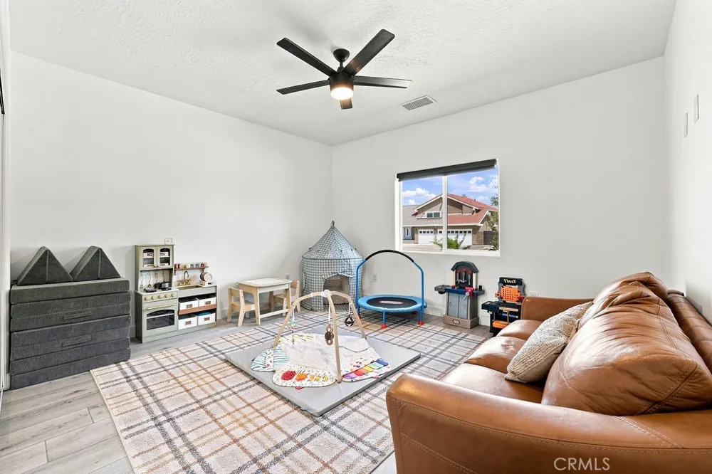 13280 Palos Grande Victorville, CA 92395