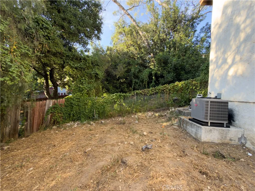11899 East Sylmar, CA 91342