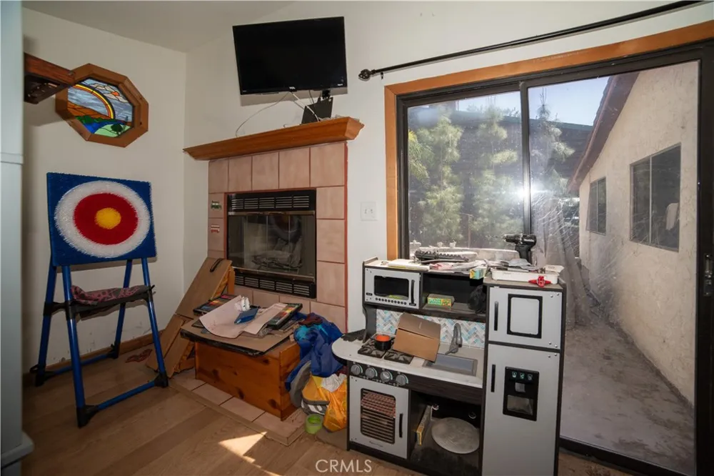 11899 East Sylmar, CA 91342