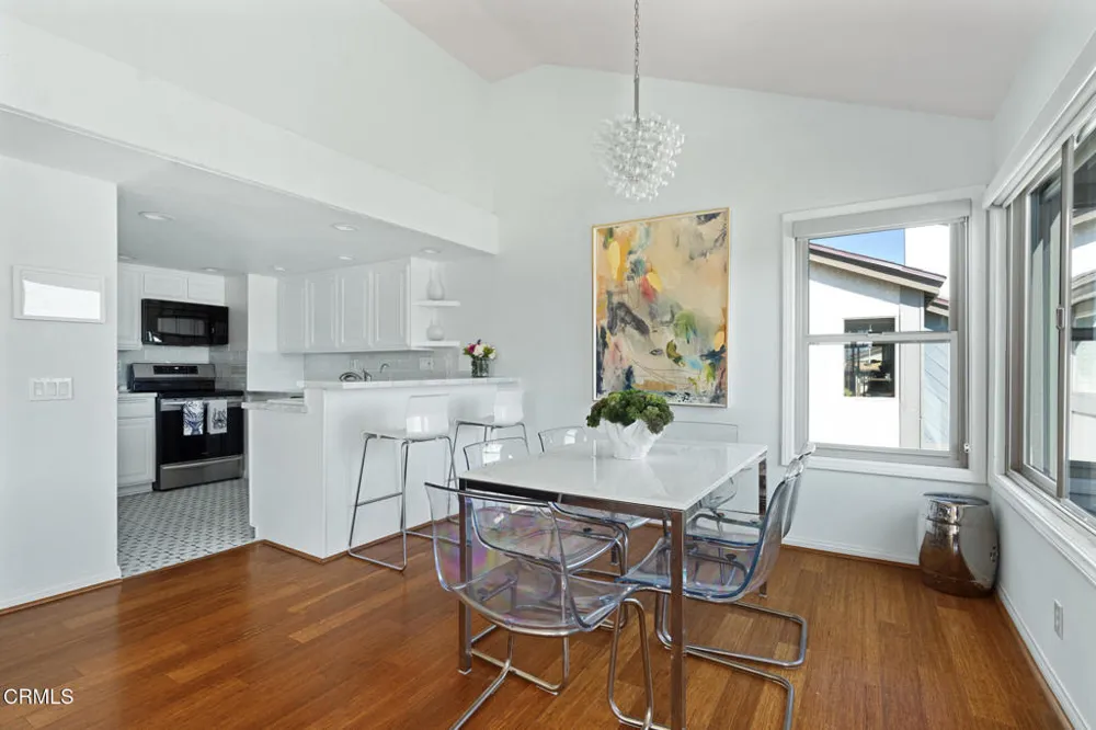 4532 La Brea Street Oxnard, CA 93035