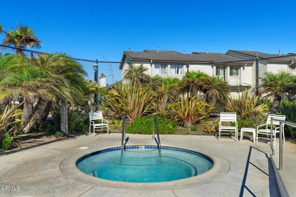 4532 La Brea Street Oxnard, CA 93035