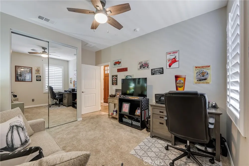 1476 Wicklow Redlands, CA 92374
