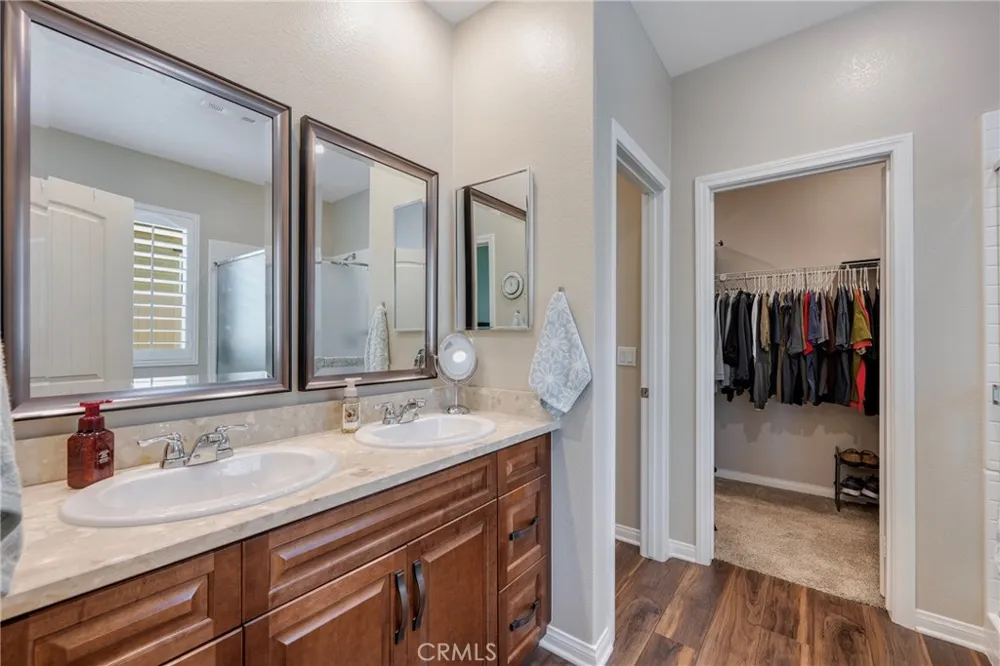 1476 Wicklow Redlands, CA 92374