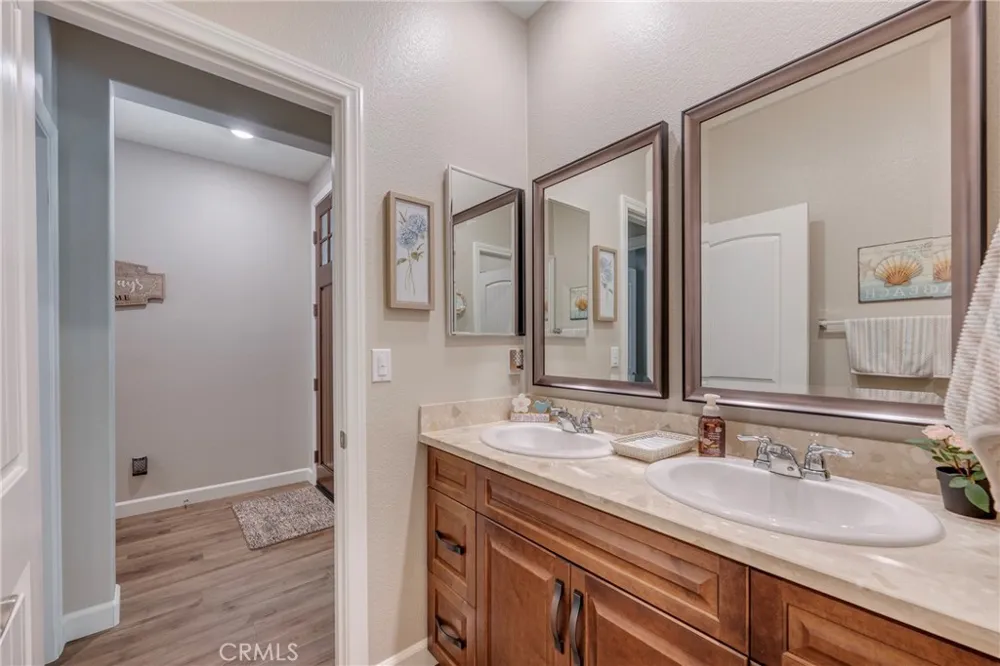 1476 Wicklow Redlands, CA 92374
