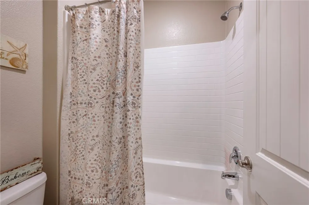 1476 Wicklow Redlands, CA 92374