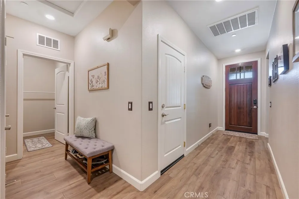 1476 Wicklow Redlands, CA 92374