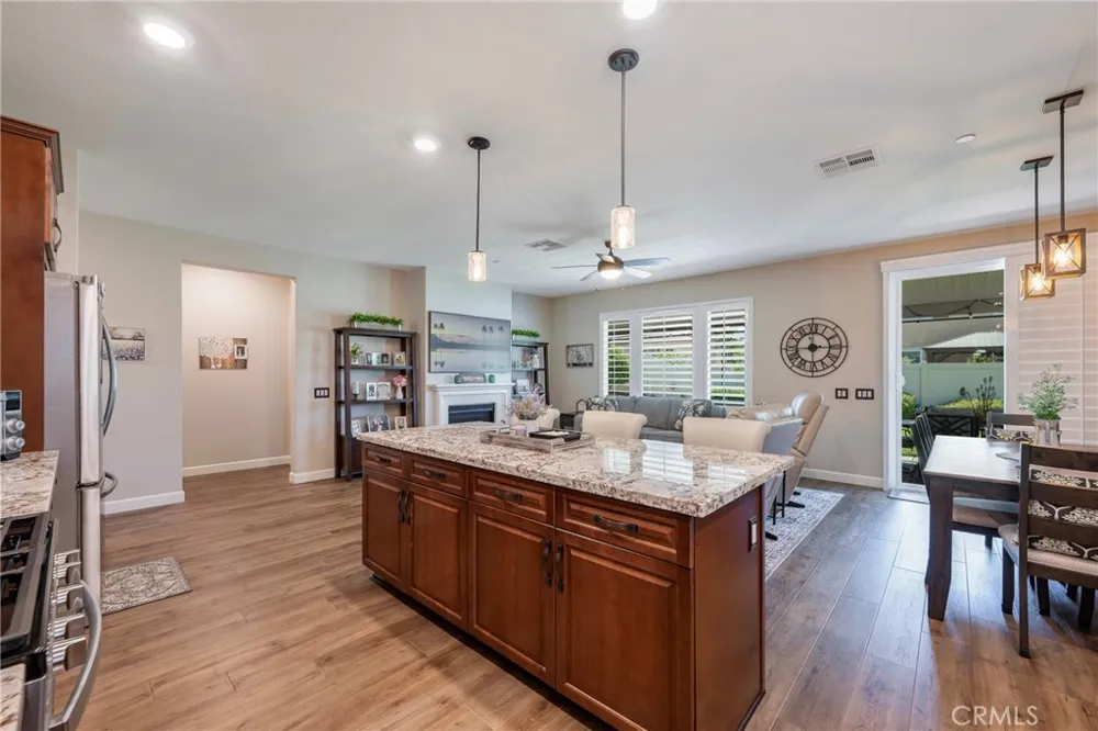 1476 Wicklow Redlands, CA 92374