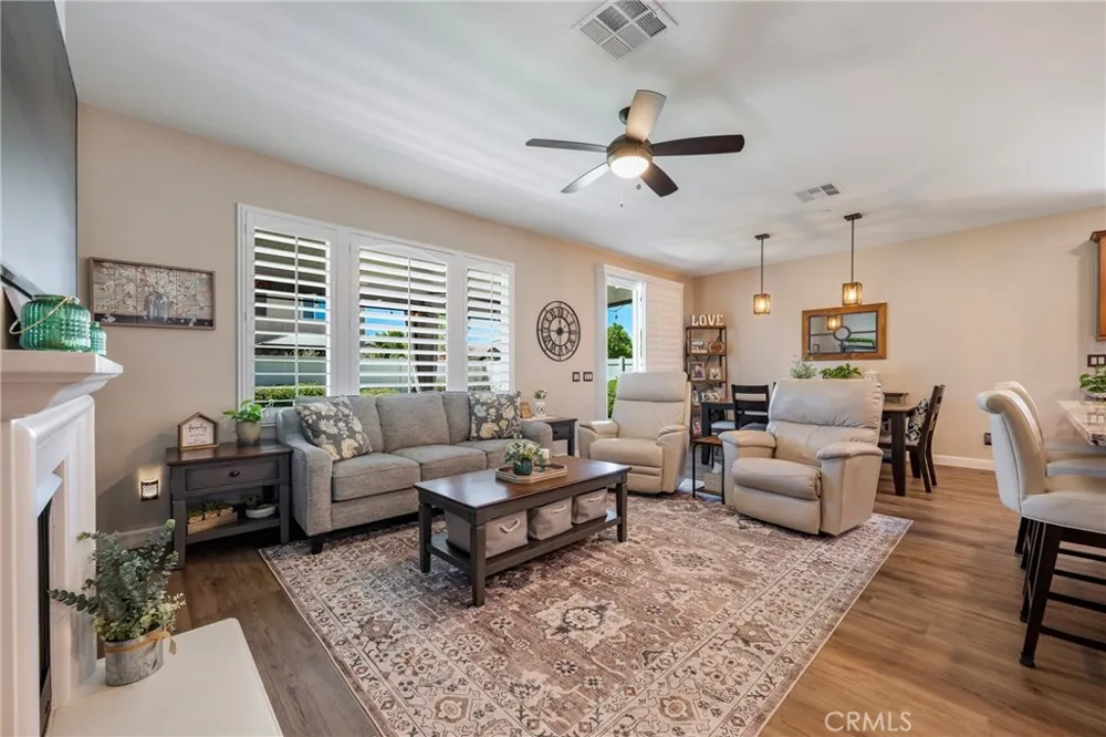 1476 Wicklow Redlands, CA 92374