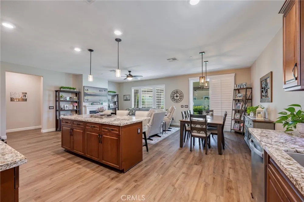 1476 Wicklow Redlands, CA 92374