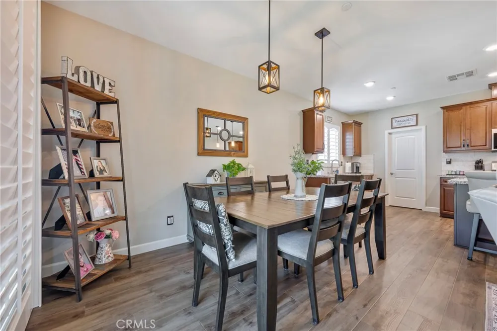 1476 Wicklow Redlands, CA 92374