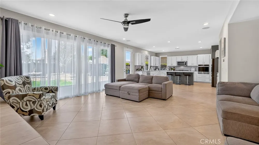 35211 Lilac Lane Winchester, CA 92596