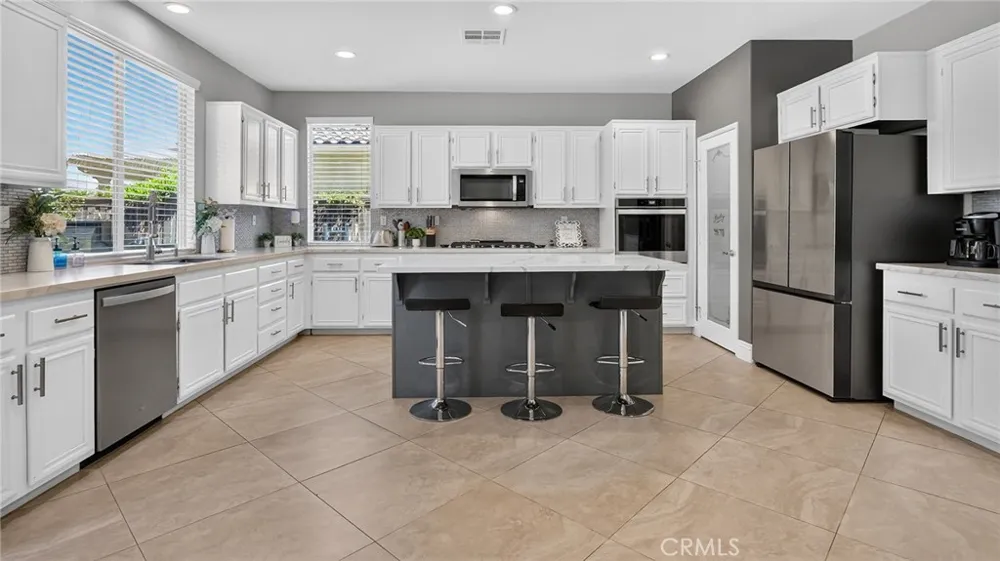 35211 Lilac Lane Winchester, CA 92596
