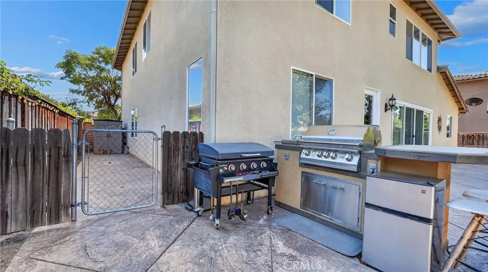 35211 Lilac Lane Winchester, CA 92596