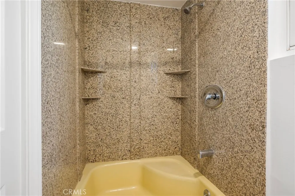 7441 Irwingrove Drive Downey, CA 90241