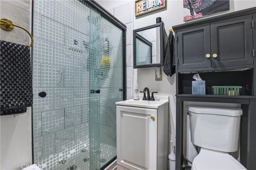 7817 Louise Avenue Northridge, CA 91325