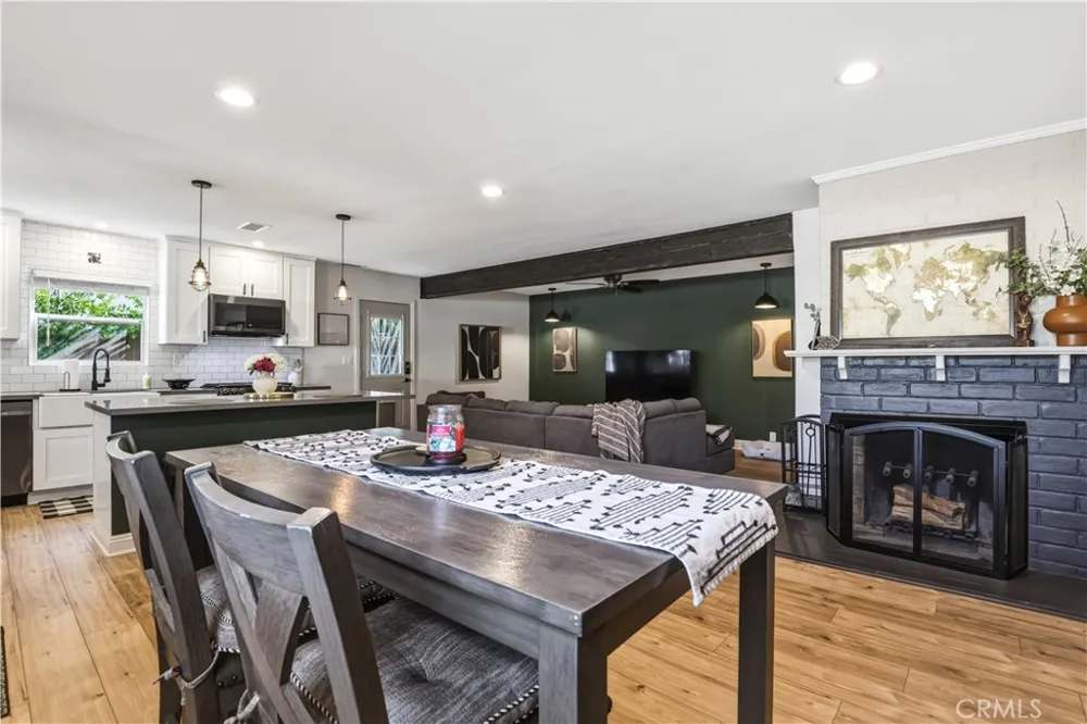 7817 Louise Avenue Northridge, CA 91325