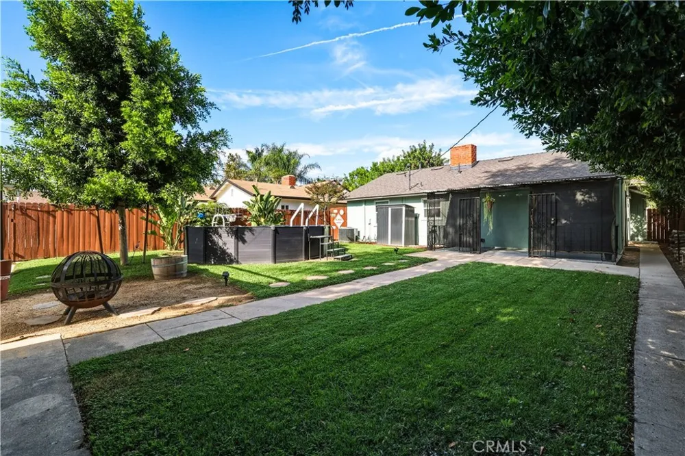 7817 Louise Avenue Northridge, CA 91325