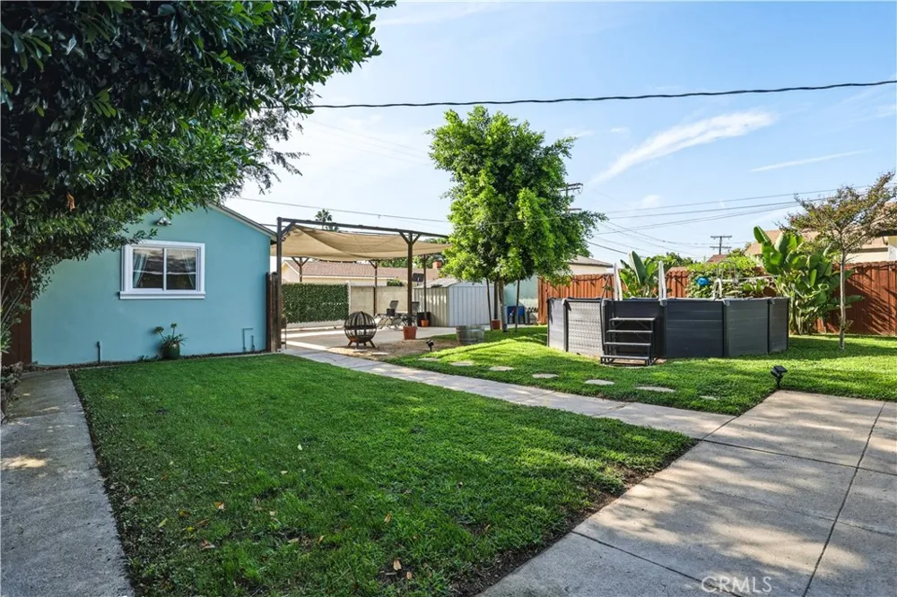 7817 Louise Avenue Northridge, CA 91325