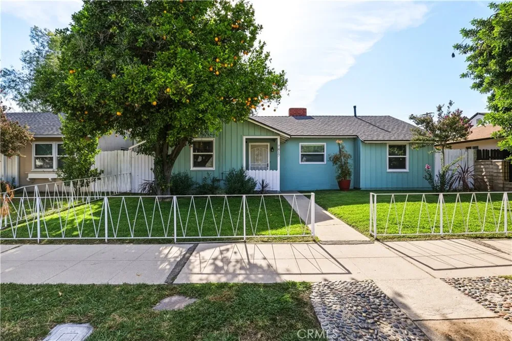 7817 Louise Avenue Northridge, CA 91325