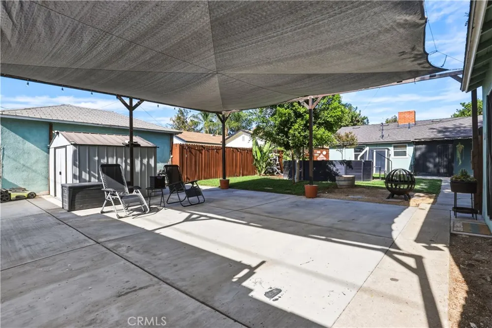 7817 Louise Avenue Northridge, CA 91325