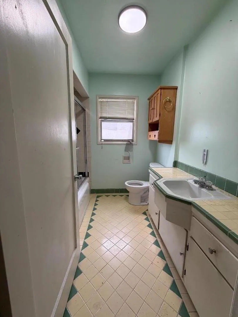 3627 Nevin Avenue Richmond, CA 94805