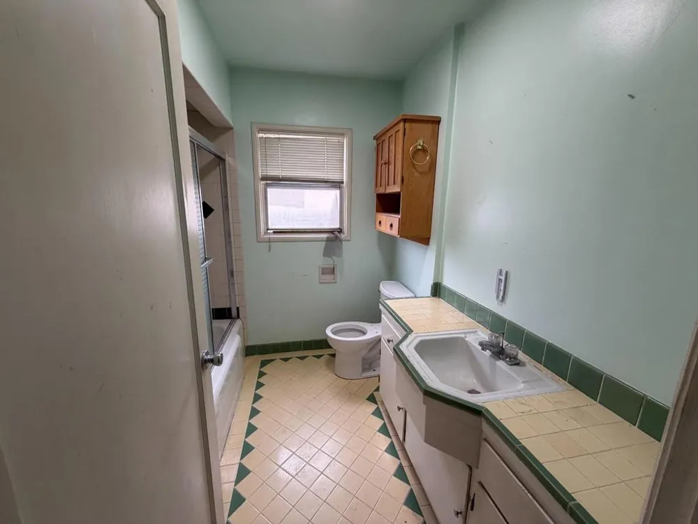 3627 Nevin Avenue Richmond, CA 94805