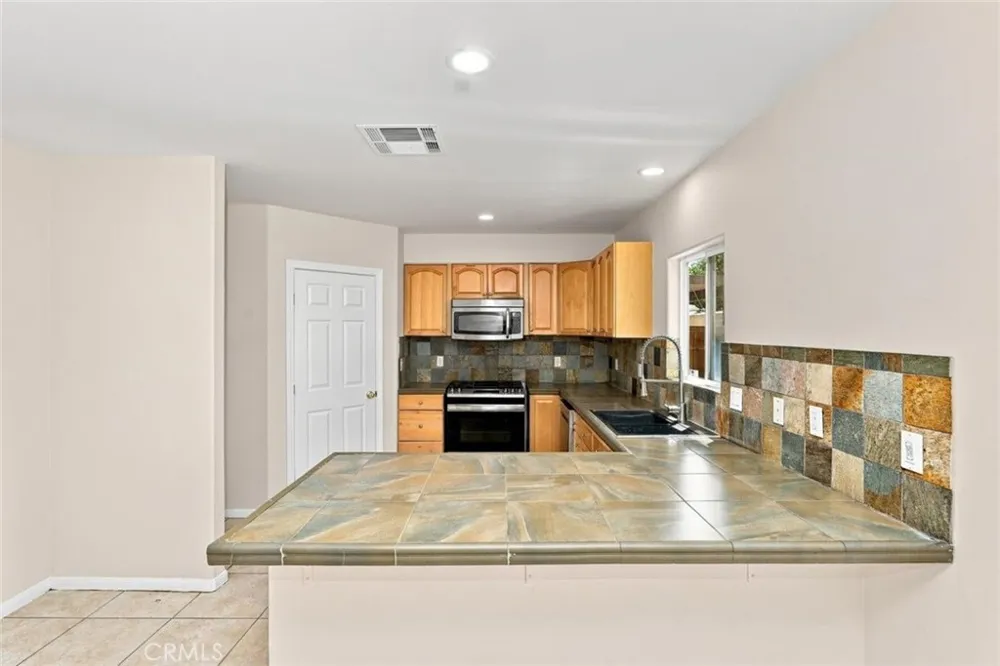 33275 Campus Lane Cathedral City, CA 92234