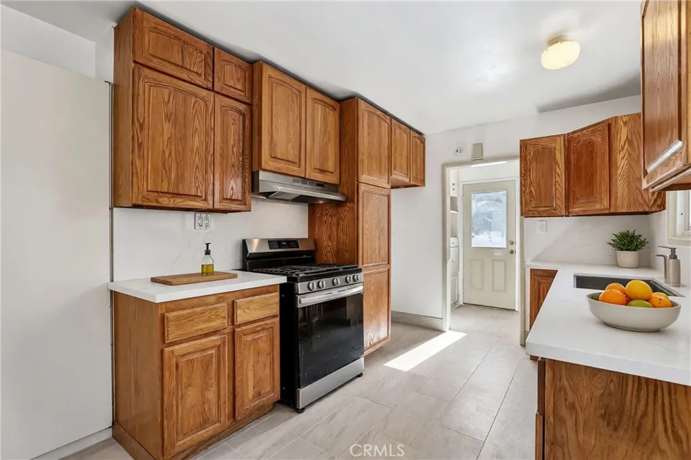 3672 Hackett Long Beach, CA 90808