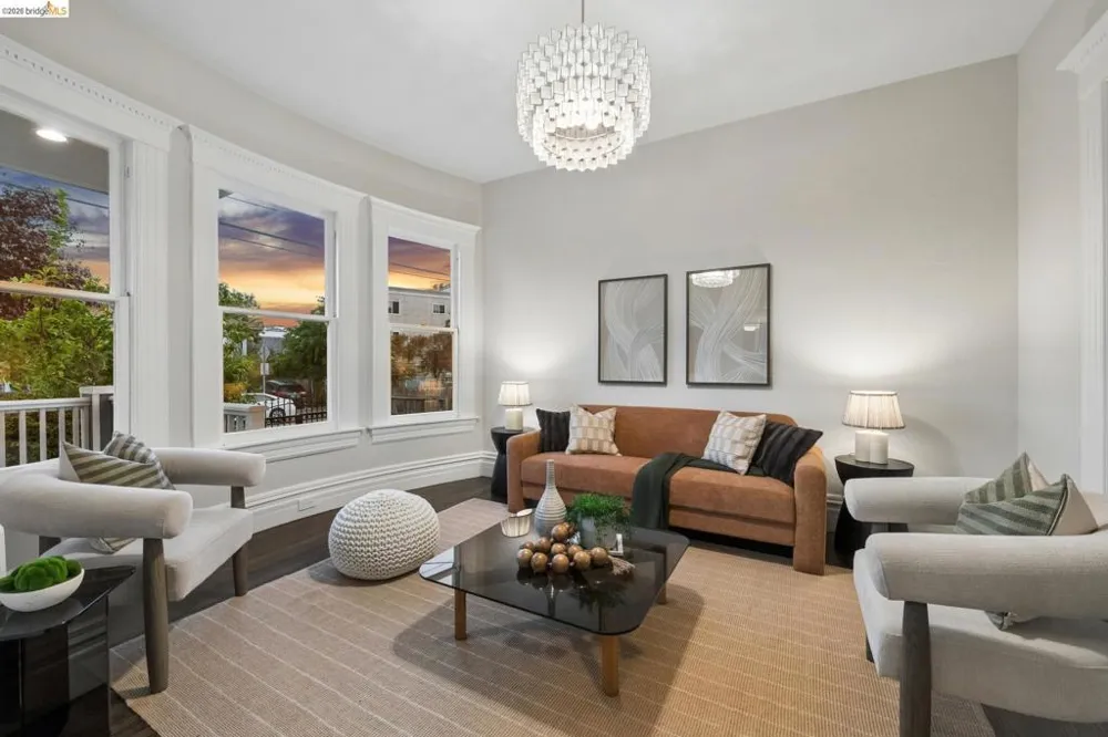 1883 Harmon St Berkeley, CA 94703
