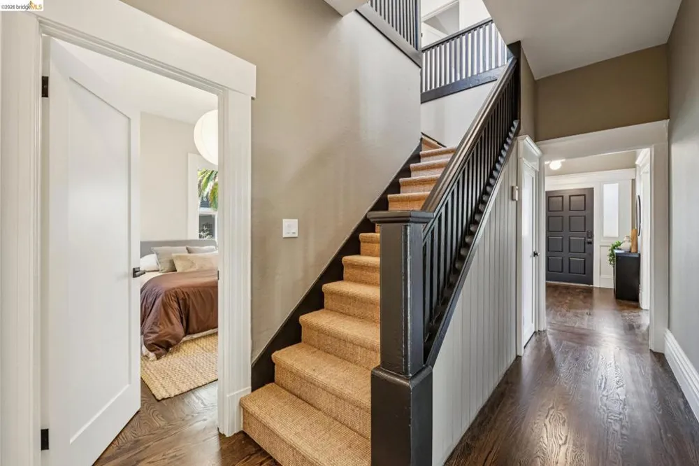1883 Harmon St Berkeley, CA 94703