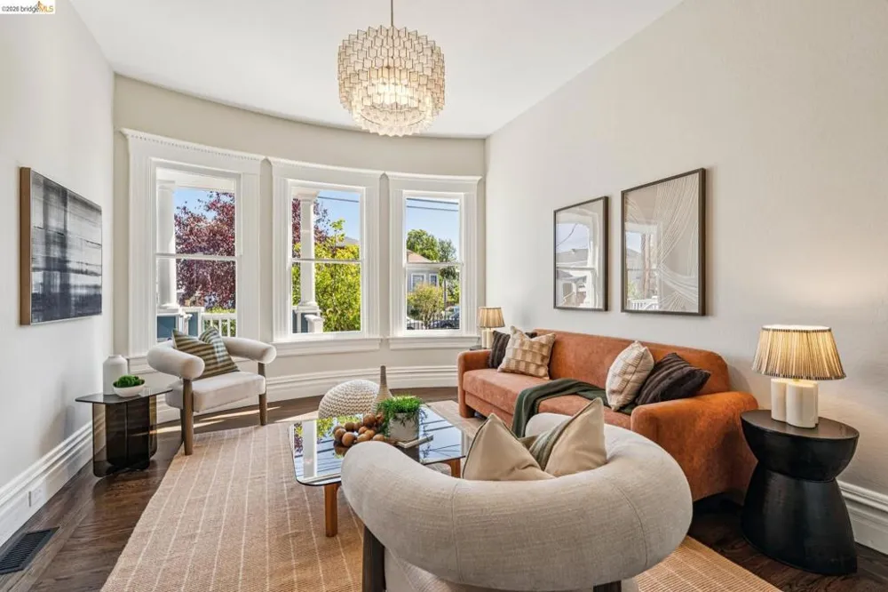 1883 Harmon St Berkeley, CA 94703
