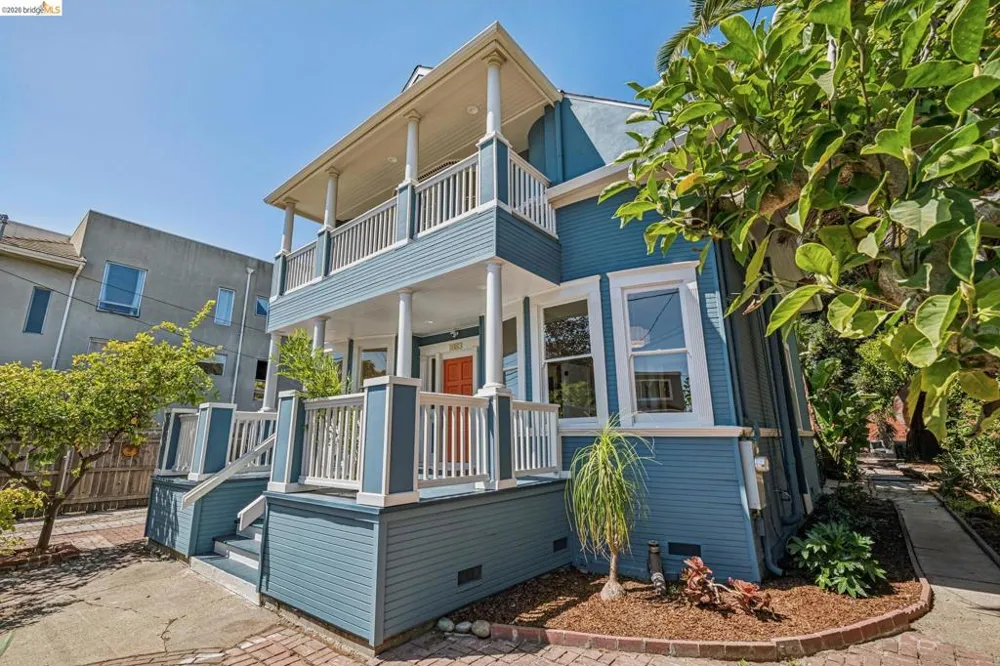 1883 Harmon St Berkeley, CA 94703