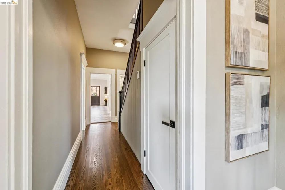 1883 Harmon St Berkeley, CA 94703