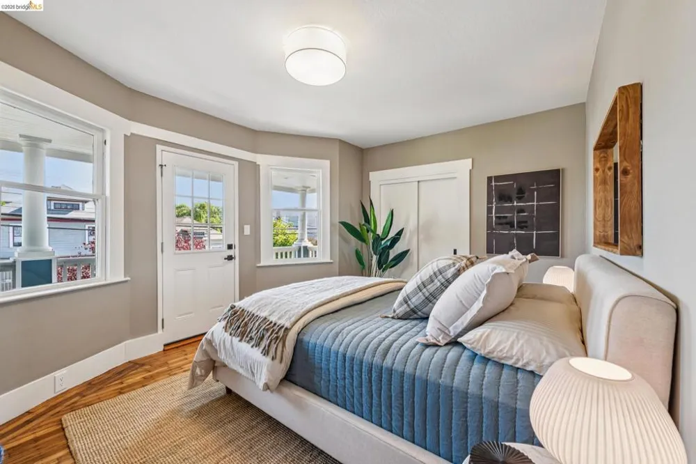1883 Harmon St Berkeley, CA 94703