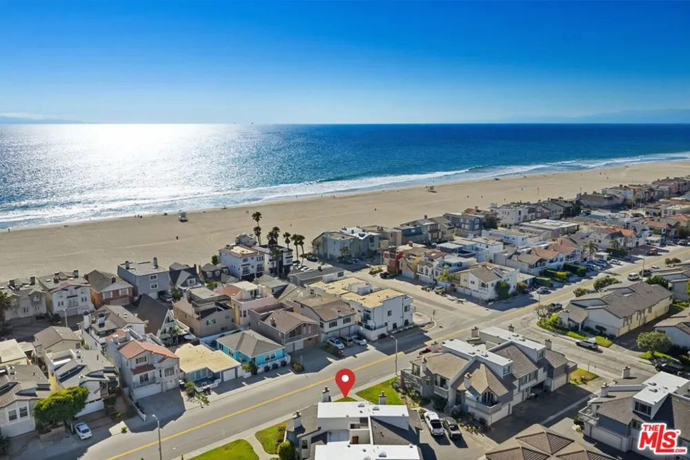 4532 La Brea Street Oxnard, CA 93035